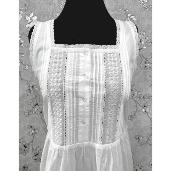 Victorian Cotton Nightgown by SoieRose – Sleeveless Lace Trimmed Gown - SR-1225 - Picture 3 of 8